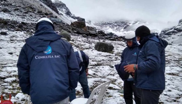 Equipo en proyecto de campo